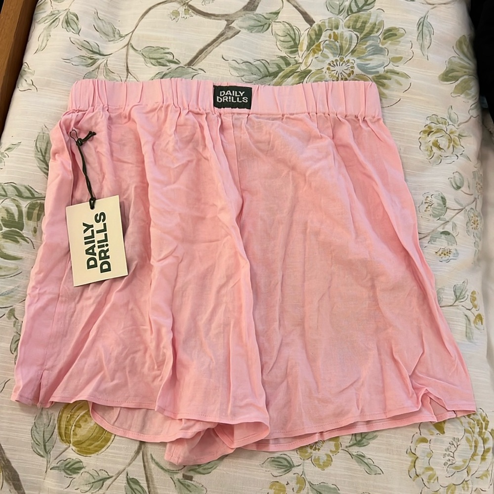 Daily Drills NWT Linen resort shorts